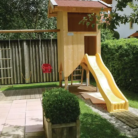 Апартаменты Two-bedroom In Бад-Тольц